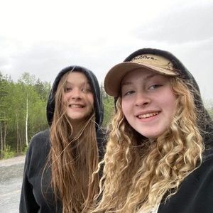 Meet your Posher, Leah